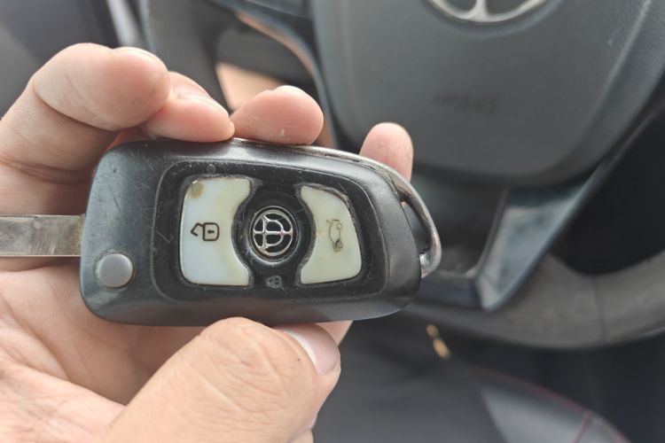 中华V3 2016款 1.5L 自动舒适型中控内饰7001