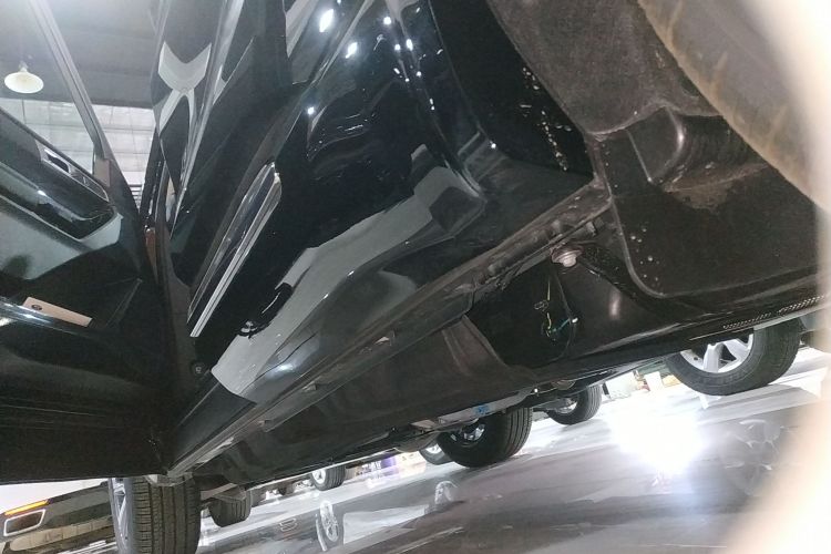 福特 探险者 2025款 2.3T EcoBoost 四驱穿越版 5座局部细节9002