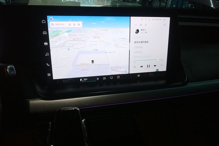 小鹏P7 2022款 670N+中控内饰16