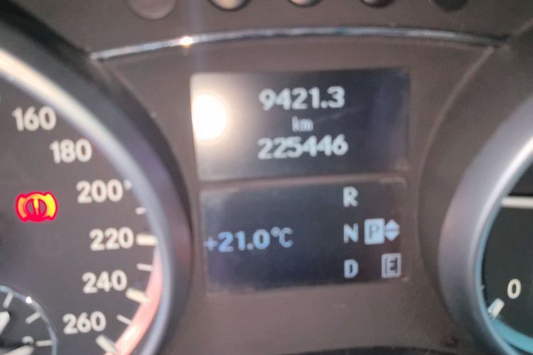 奔驰R级 2017款 R 320 4MATIC 商务型臻藏版中控内饰15