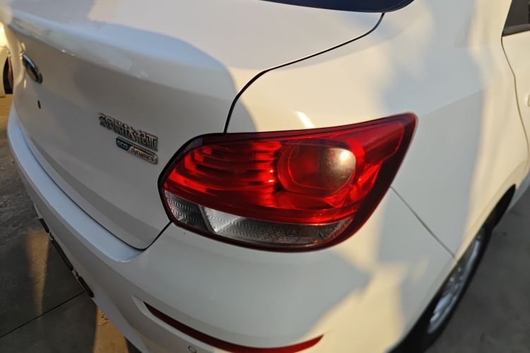 起亚 焕驰 2019款 1.4L 手动智享版Value 国VI车身外观6006