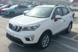 长安CS15 2016款 1.5L 手动时尚版