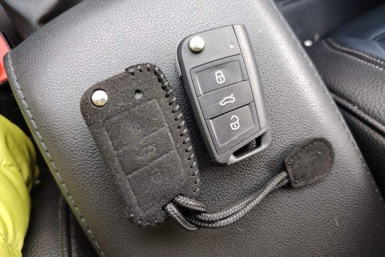 斯柯达 明锐 2018款 1.6L 自动豪华版中控内饰7001