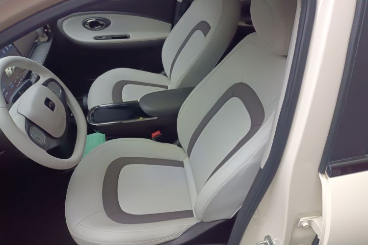 江淮钇为 钇为3 2023款 405km Air局部细节19