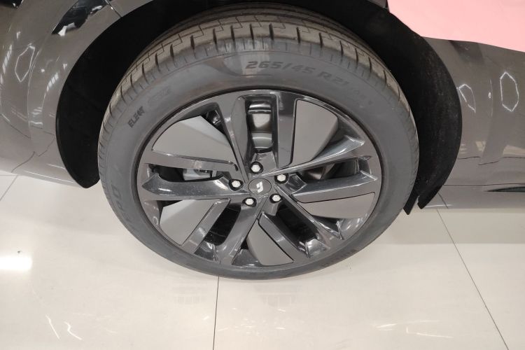 理想汽车 理想L6 2024款 Max车身外观6008