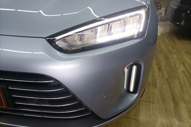 鸿蒙智行 问界M5 2022款 增程四驱旗舰版局部细节36