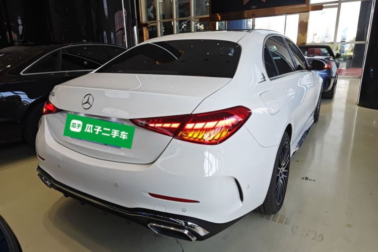 奔驰C级 2025款 C 260 L 运动版车身外观7