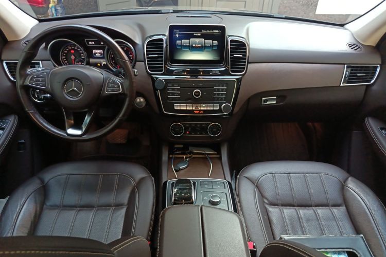 奔驰GLE 2015款 GLE 400 4MATIC中控内饰7002