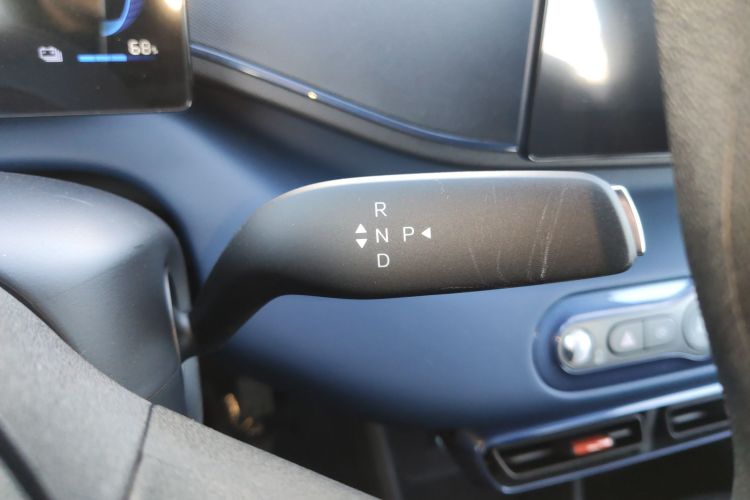 比亚迪 海鸥 2025款 智驾版 305km 活力版中控内饰18