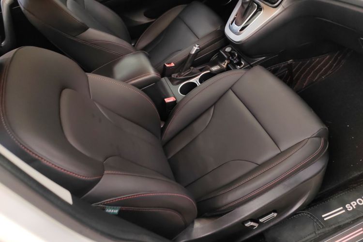 哈弗H6 2015款 运动版 1.5T 自动两驱豪华型局部细节41