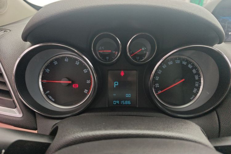 别克 昂科拉 2014款 1.4T 自动两驱都市领先型中控内饰14