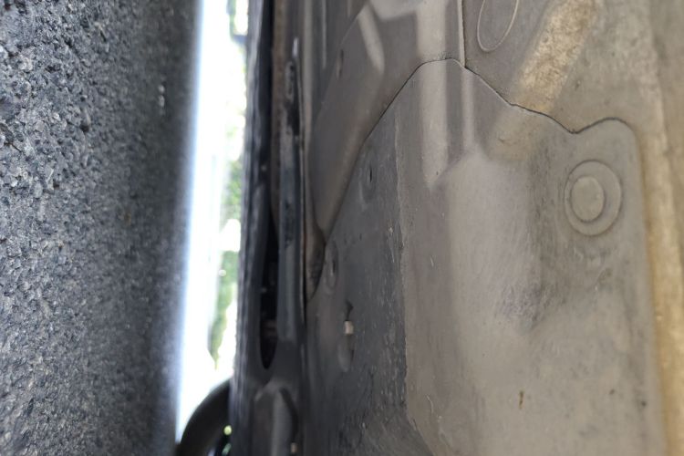 奔驰C级 2023款 C 260 L 皓夜运动版局部细节9001