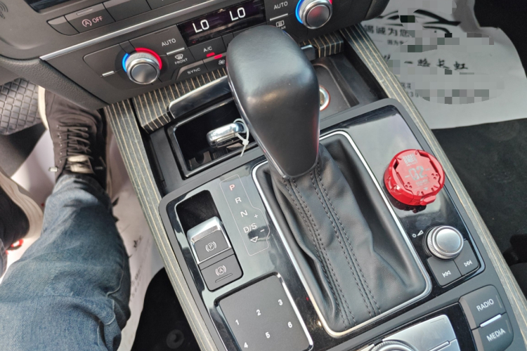 奥迪A6(进口) 2017款 Avant 40 TFSI 运动型中控内饰18