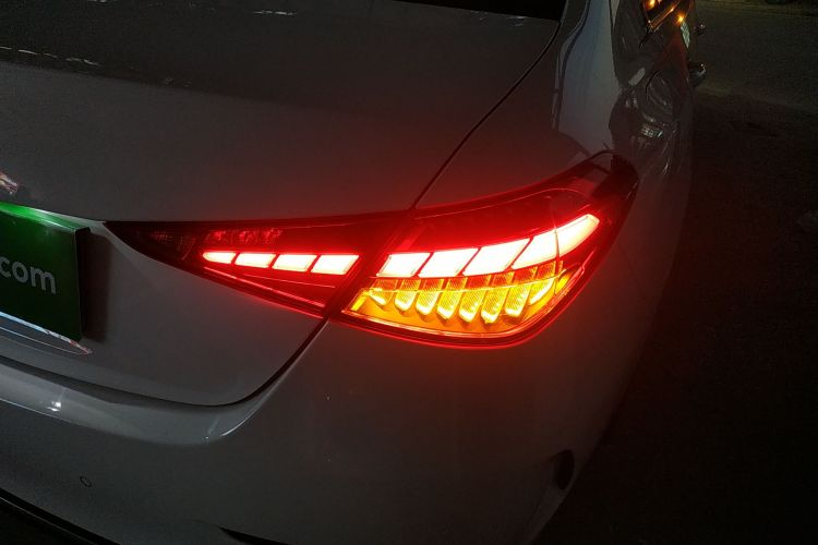 奔驰C级 2022款 C 200 L 运动版车身外观6006