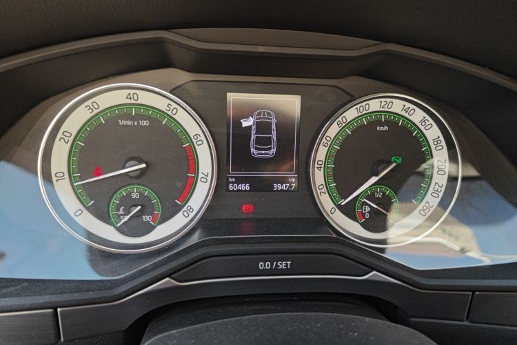 斯柯达 速派 2018款 TSI280 DSG舒适版 国V中控内饰14