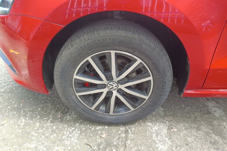 大众 Polo 2016款 1.4L 手动风尚型车身外观35