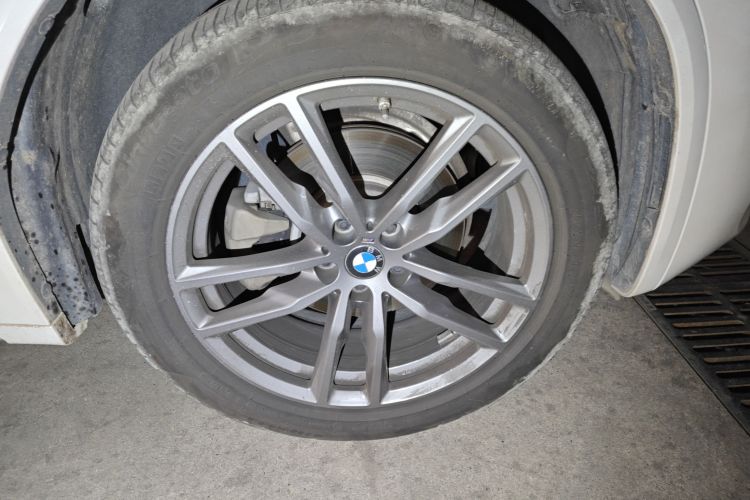 宝马X3 2021款 xDrive25i M运动套装车身外观10