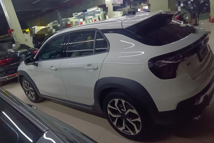 领克02 2019款 1.5T DCT两驱劲Pro版 国VI车身外观6003