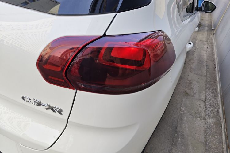 雪铁龙C3-XR 2015款 1.6L 自动先锋型车身外观9