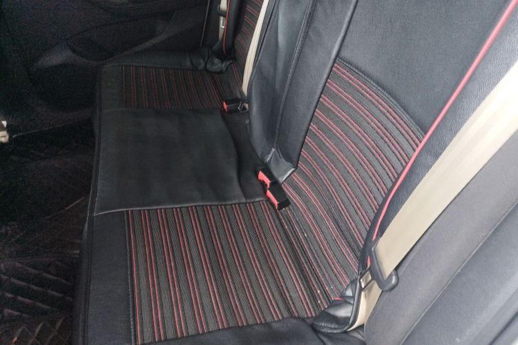 大众 捷达 2016款 1.6L 25周年纪念版中控内饰21