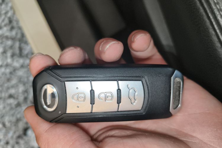 广汽传祺 传祺GA4 2018款 150N 自动豪华版中控内饰11