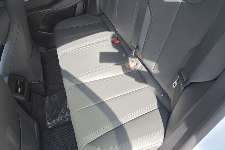 比亚迪 秦PLUS 2023款 冠军版 DM-i 55KM领先型中控内饰21