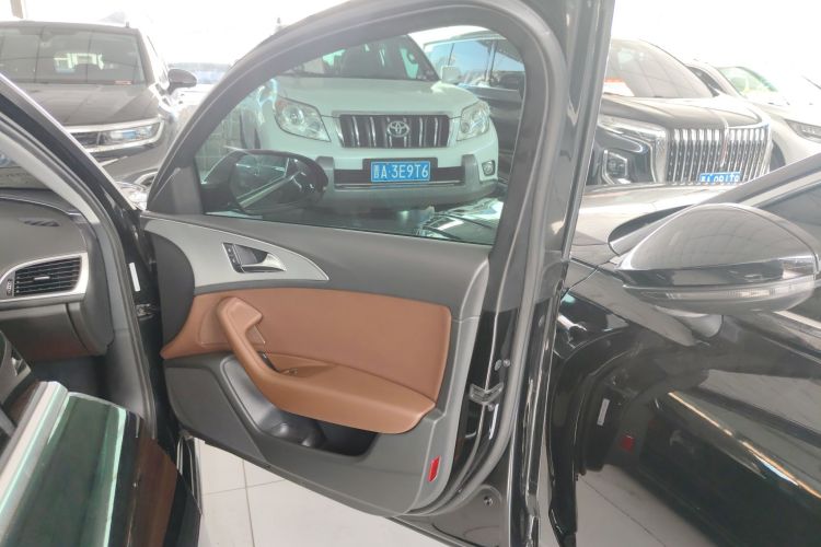 奥迪A6L 2016款 45 TFSI quattro 运动型中控内饰42