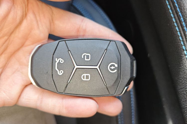 领克03新能源 2019款 1.5T PHEV Pro中控内饰7001