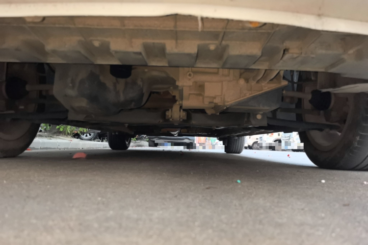 吉利汽车 远景 2020款 1.5L CVT超值版局部细节9008