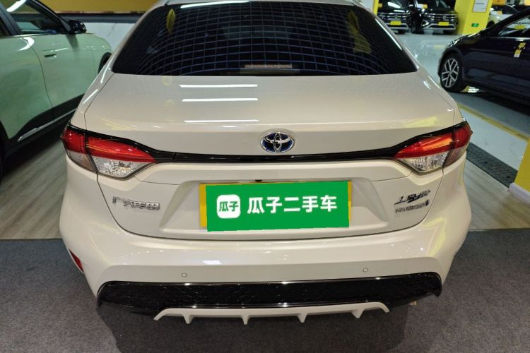 丰田 雷凌 2022款 双擎 1.8H E-CVT运动版车身外观6004