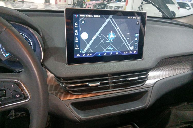 红旗E-QM5 2022款 431km 充电乐享版中控内饰16