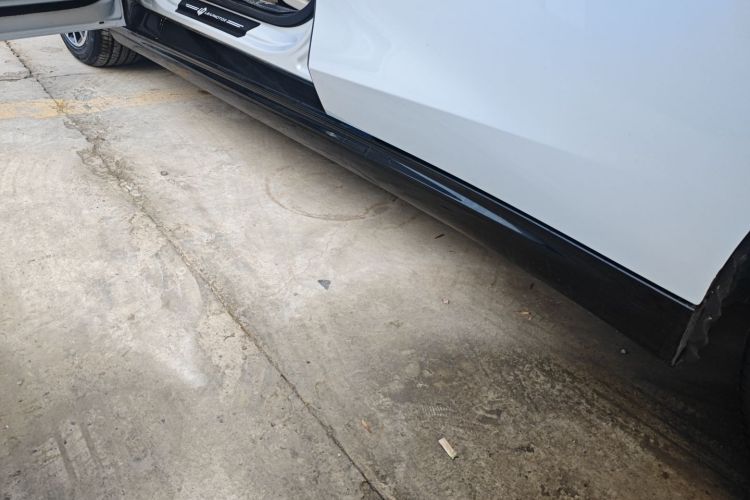 零跑汽车 零跑B01 2025款 650激光雷达版局部细节9002