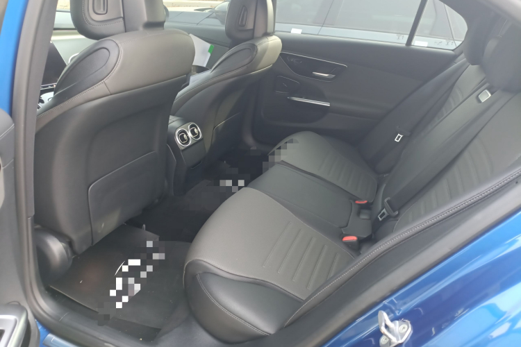 奔驰C级 2022款 改款 C 200 L 运动版中控内饰21