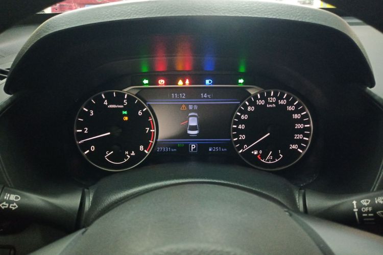 日产 天籁 2022款 2.0L XL-TLS 悦享版中控内饰14