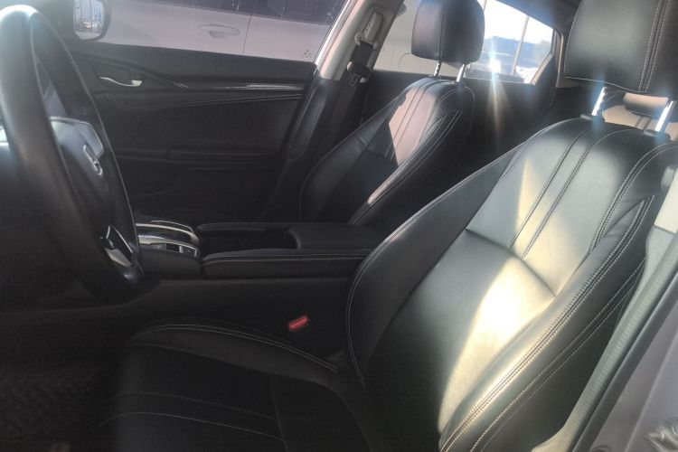 本田 思域 2019款 220TURBO CVT劲动版 国VI中控内饰19