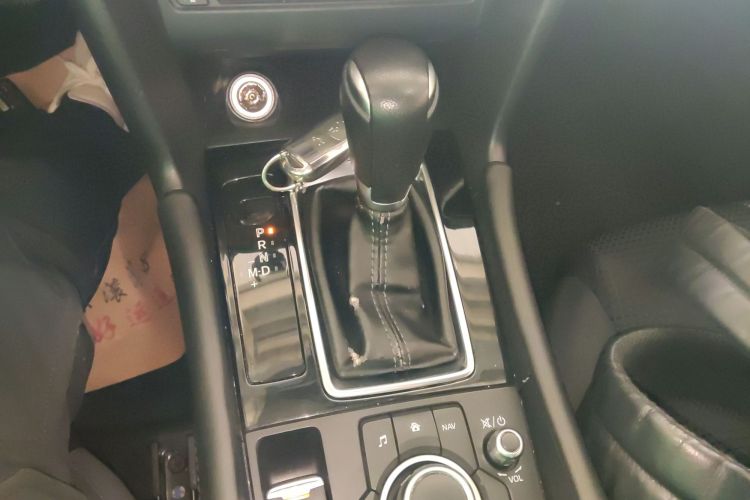 马自达3 昂克赛拉 2017款 三厢 1.5L 自动豪华型 国V中控内饰18