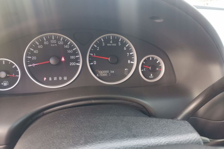 别克GL8 2014款 2.4L 行政版中控内饰15