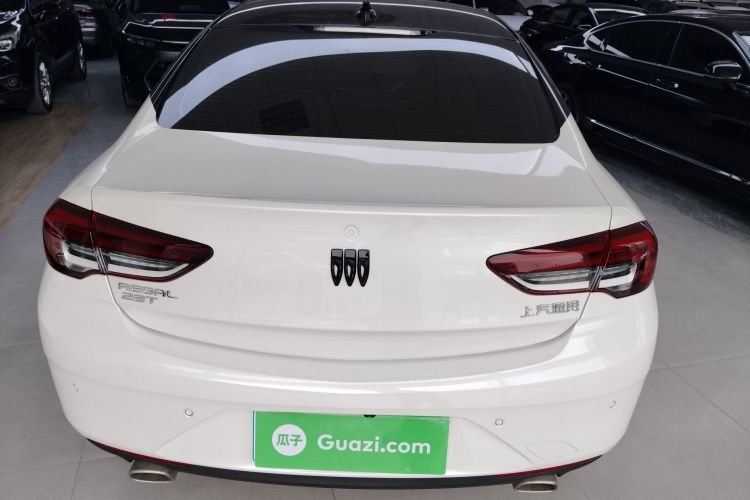 别克 君威 2024款 28T 纵享版车身外观6