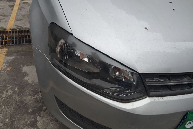 大众 Polo 2013款 1.4L 手动风尚版车身外观8