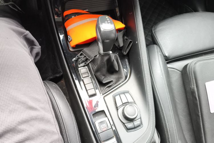 宝马X1 2019款 sDrive18Li 尊享型中控内饰18