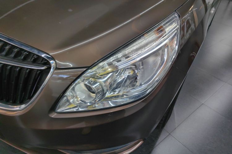 别克GL8 2018款 28T 舒适型 国VI局部细节36