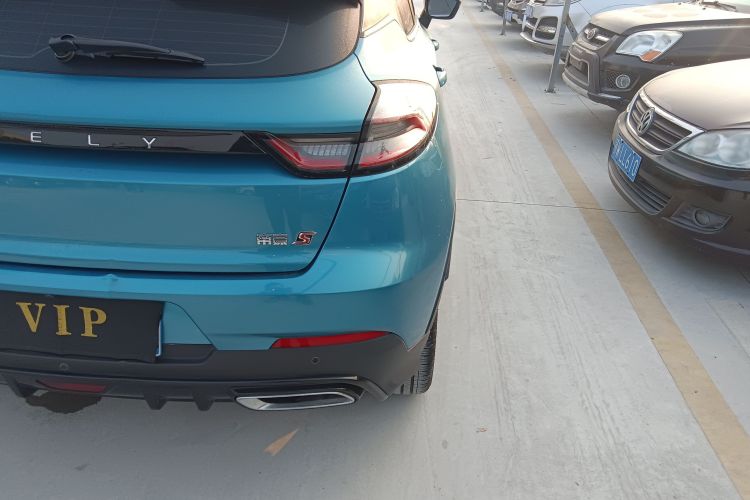 吉利汽车 帝豪S 2021款 1.4T CVT尊贵型车身外观9