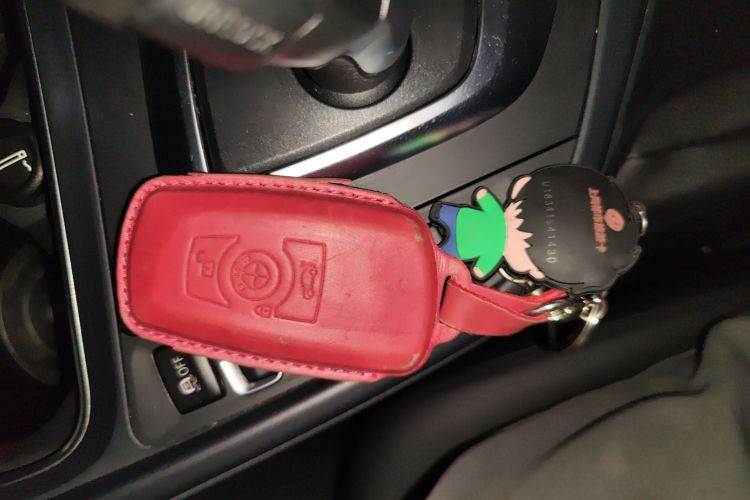 宝马3系 2016款 320Li 时尚型中控内饰11