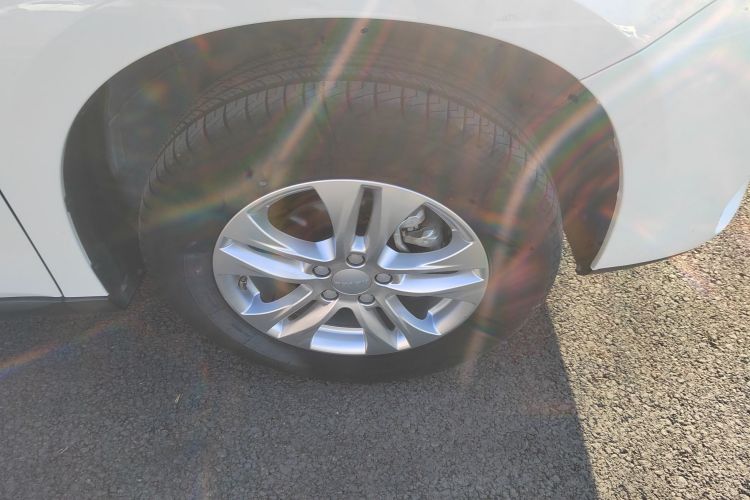 哈弗M6 2019款 1.5T 手动两驱精英型 国VI车身外观10