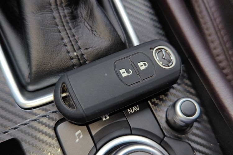 马自达CX-4 2020款 2.5L 自动两驱蓝天驾趣版中控内饰7001