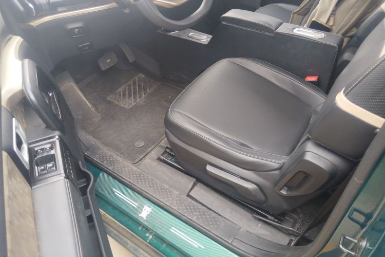 宝骏KiWi EV 2022款 设计师轻享版 三元锂局部细节19