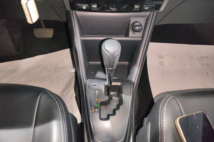 丰田 YARiS L 致炫 2016款 改款 1.5E CVT魅动版中控内饰18