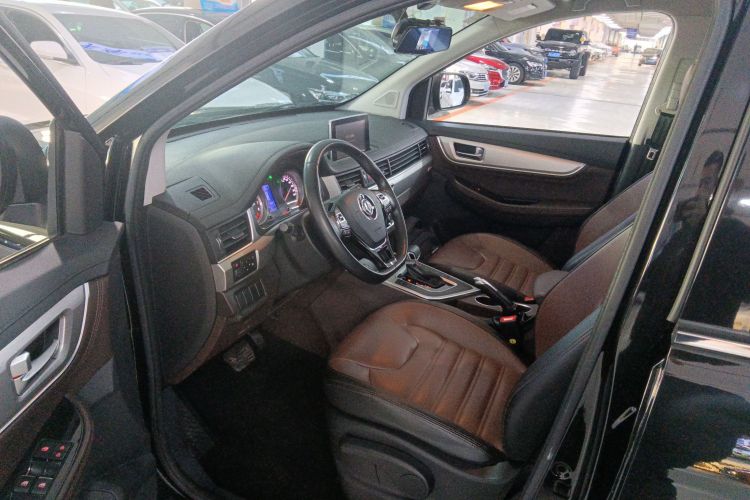 东风风行 景逸X6 2017款 乐享系列 1.5T CVT豪华型局部细节19