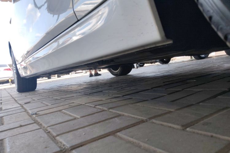 宝马3系 2016款 320Li 时尚型局部细节9001