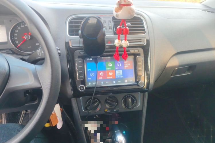 大众 Polo 2014款 1.6L 自动舒适版中控内饰16